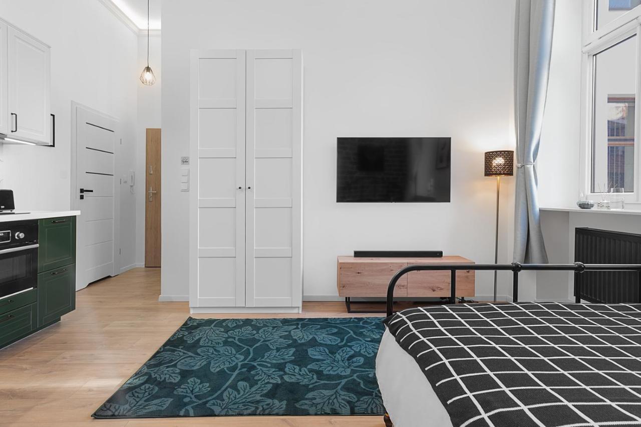 Apartament Panther Right In The Of